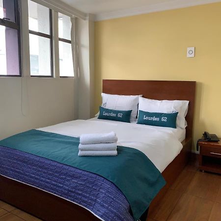 Hotel Lourdes La 62 โบโกตา ภายนอก รูปภาพ